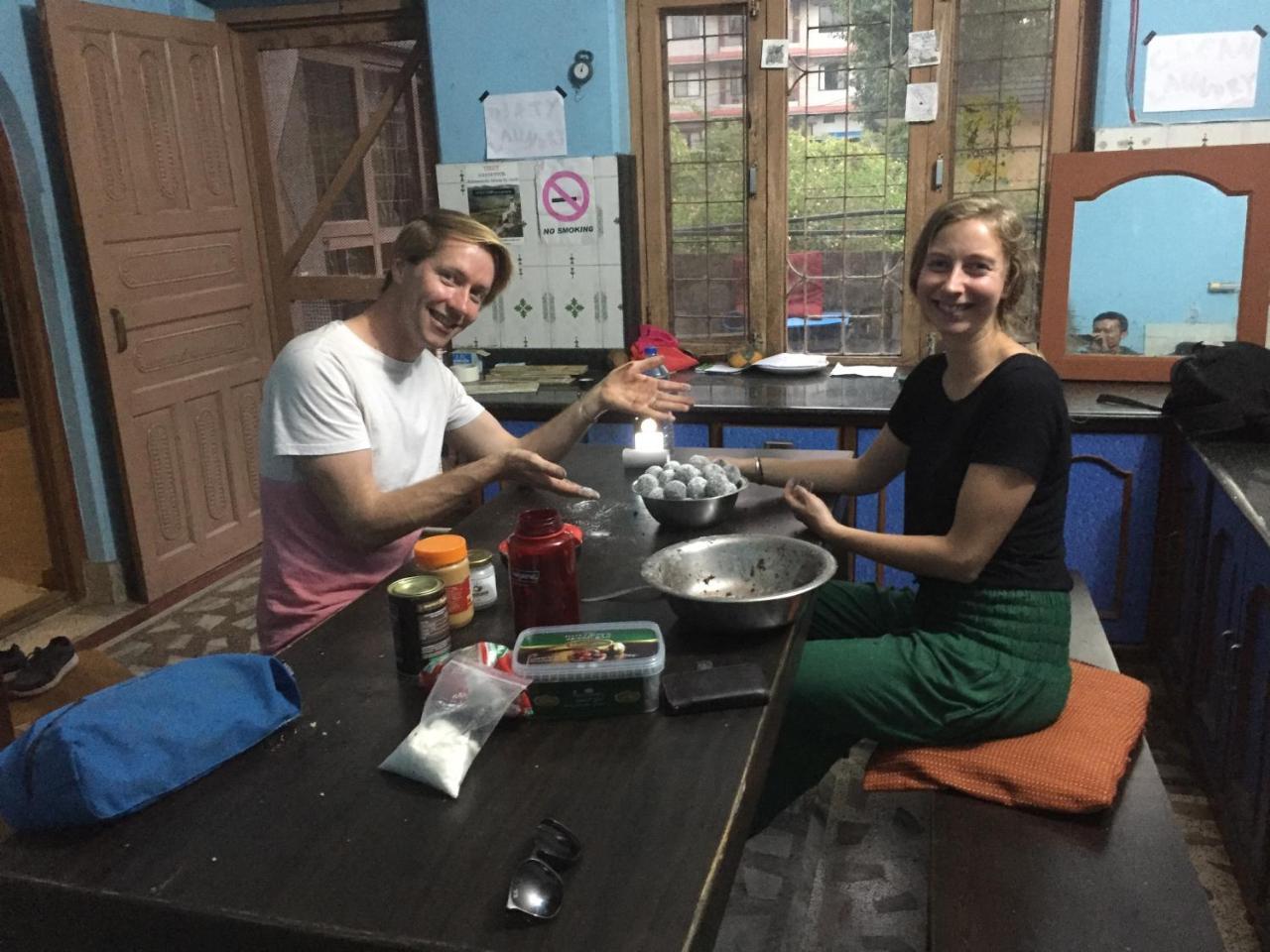 Nepalaya Eco Hostel Pokhara Eksteriør bilde